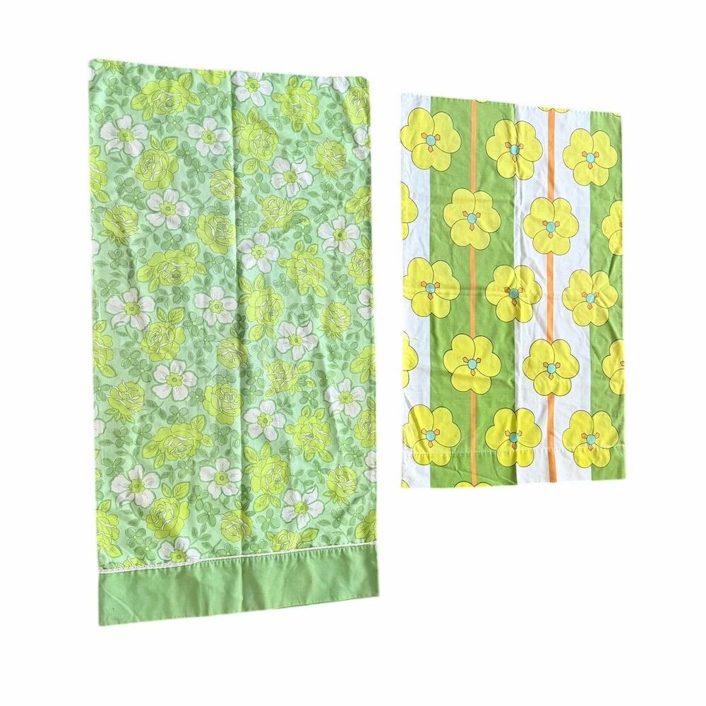 Set of 2 vintage green pillowcases retro 70s upcycle repurpose flower power